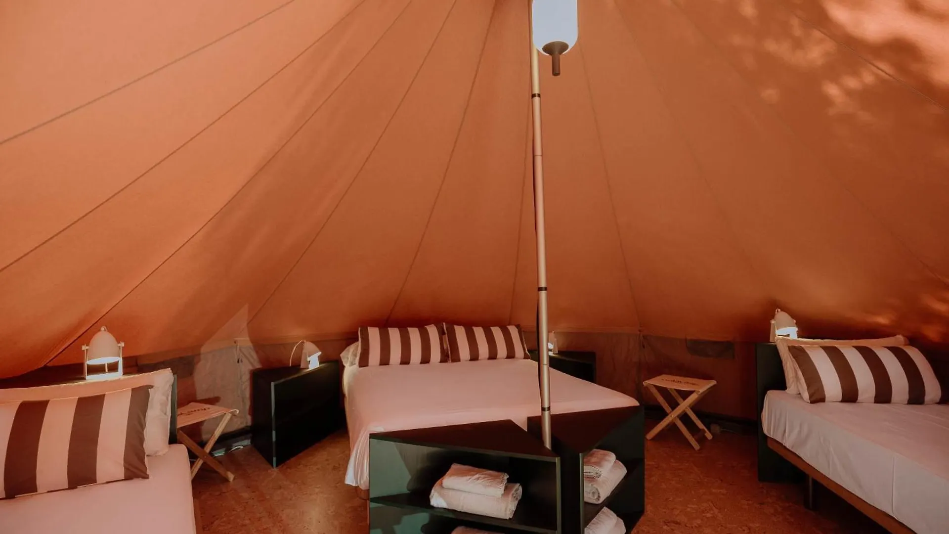 Campsite Holacamp Barcelona Gava